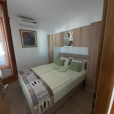 Apartment On The *